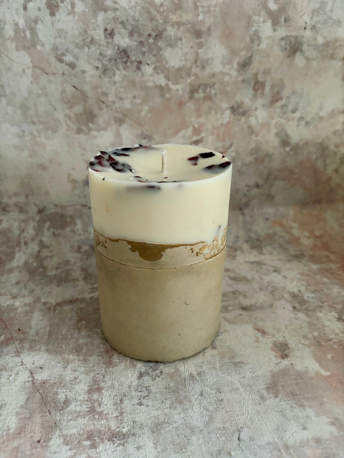 Bougie pilier béton - Sable - Parfum Eveil botanique