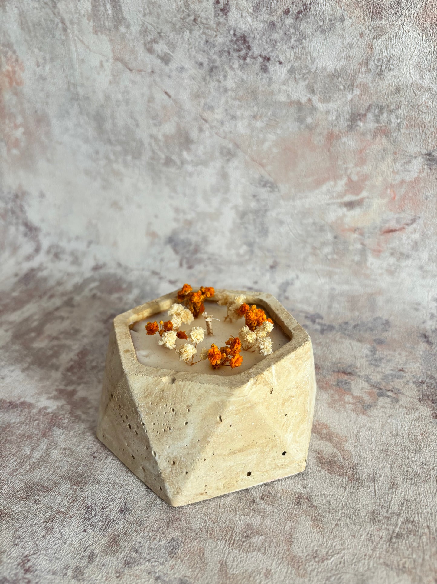 Bougie ADELAIDE (100g) - Parfum Délice d'enfance.